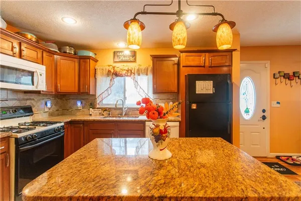 $209,000 | 1530 6th Avenue, Freedom, PA 15042