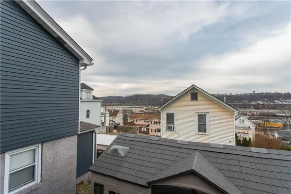 $209,000 | 1530 6th Avenue, Freedom, PA 15042
