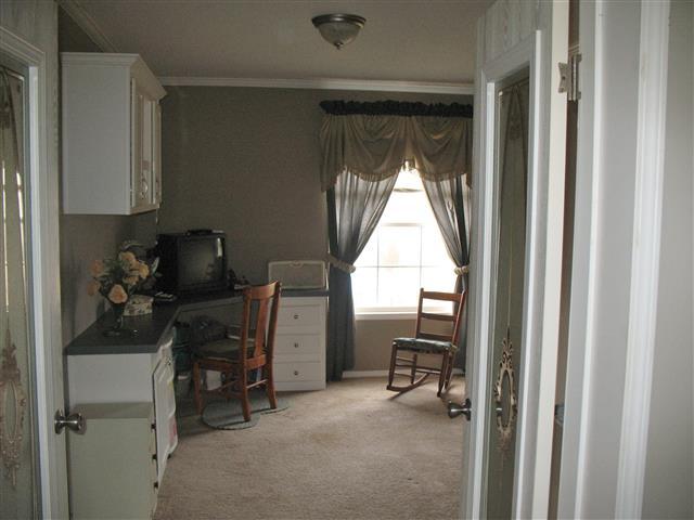300 Edenway Road Dover, TN 37058 - Photo 15 of 20 Hobby room/Office could be 3rd Bedroom offers built in desk and hutch.