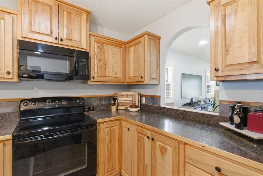 1198 Poe Prairie Road Millsap, TX 76066 - Photo 11 of 35