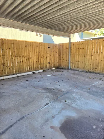 $179,900 | 1532 Silverpines Road, Unit 532, Houston, TX 77062