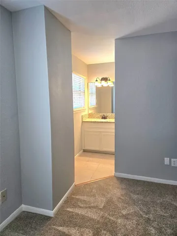 $179,900 | 1532 Silverpines Road, Unit 532, Houston, TX 77062