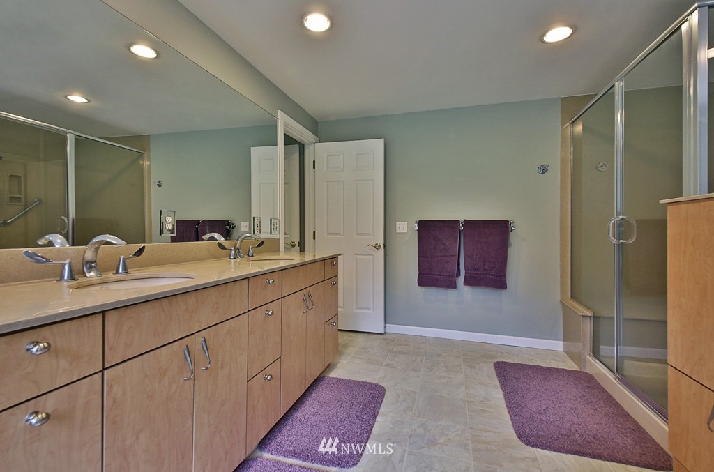 7323 Heggeness Road Clinton, WA 98236 - Photo 14 of 25 Gallery Image 14