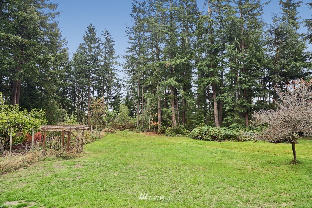7323 Heggeness Road Clinton, WA 98236 - Photo 21 of 25 Gallery Image 21