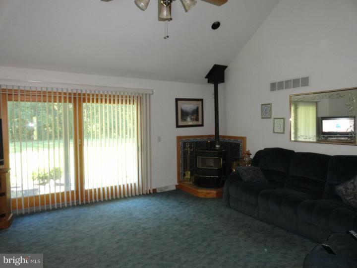 844 Dexter Corner Road Townsend, DE 19734 - Photo 6 of 24 Family Room