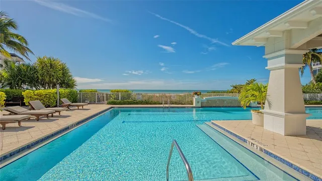 $2,799,000 | 2050 Benjamin Franklin Drive, Unit B704, Sarasota, FL 34236