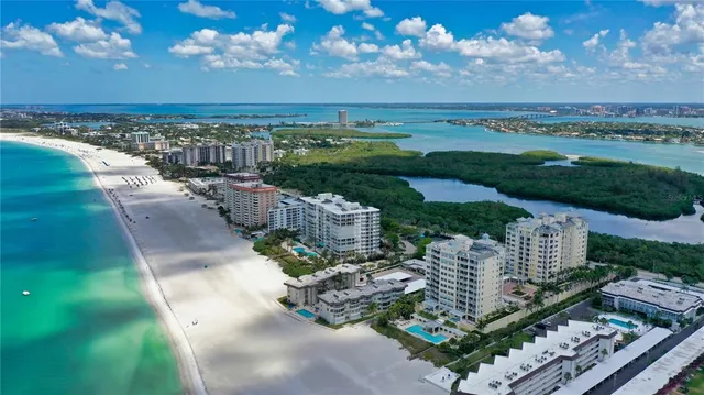 $2,799,000 | 2050 Benjamin Franklin Drive, Unit B704, Sarasota, FL 34236