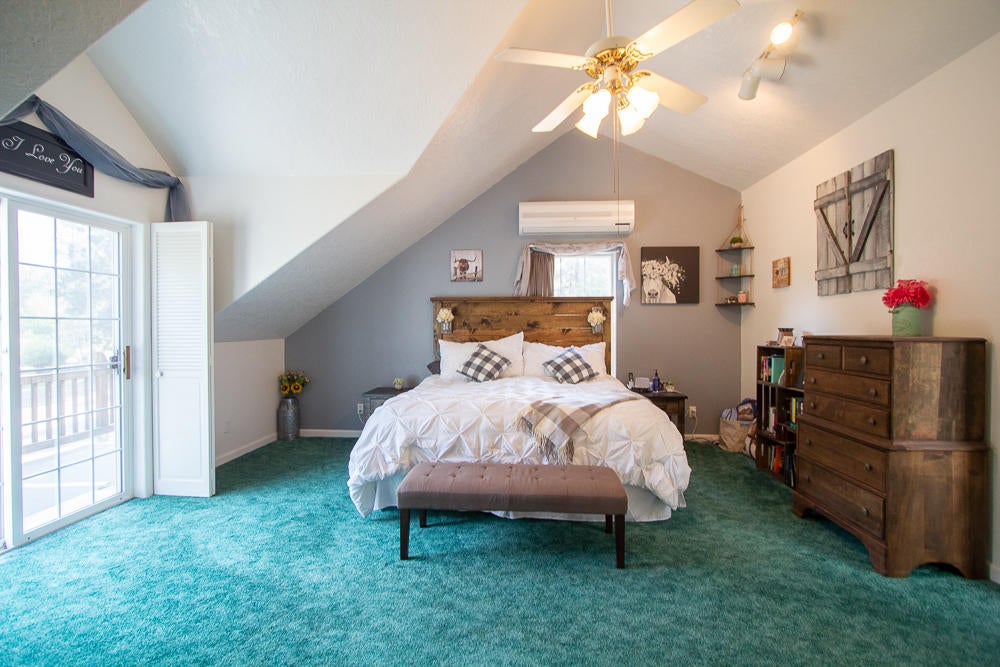 9254 Old Fort Road Klamath Falls, OR 97601 - Photo 27 of 62 44