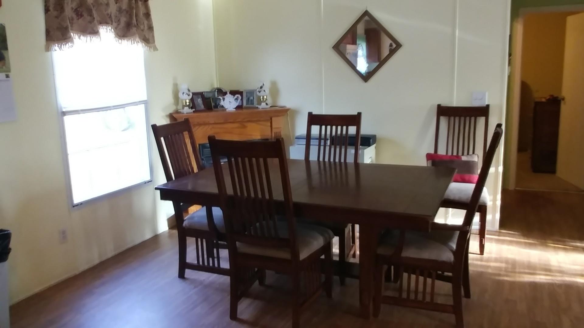 2204 Gate Road Christiansburg, VA 24073 - Photo 7 of 20 2004 Gate dining room