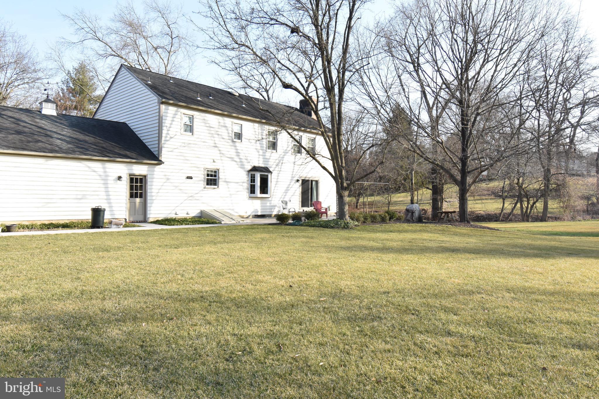 1106 Metfield Road Baltimore, MD 21286 - Photo 2 of 4