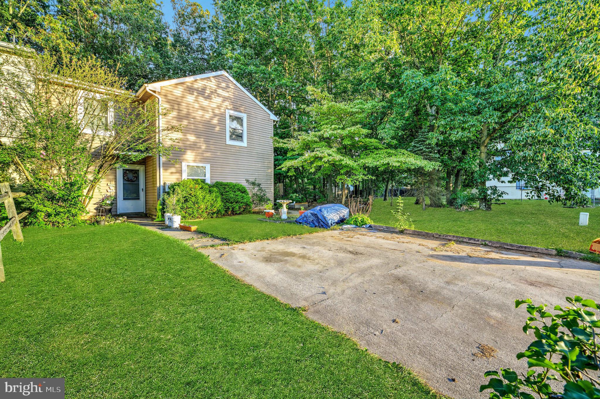 28 Edinshire Road Sicklerville, NJ 08081 - Photo 3 of 19