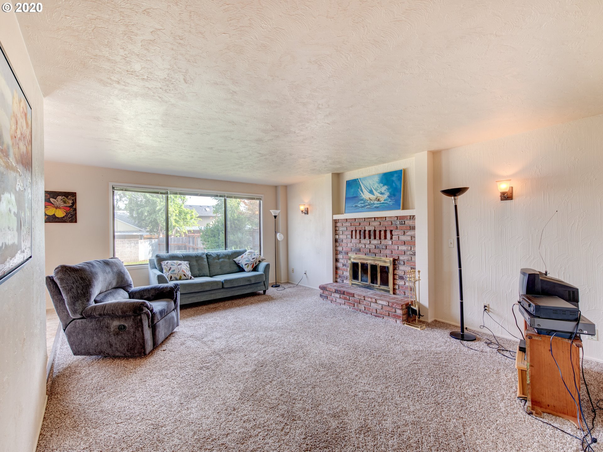 7270 A Street Springfield, OR 97478 - Photo 4 of 29