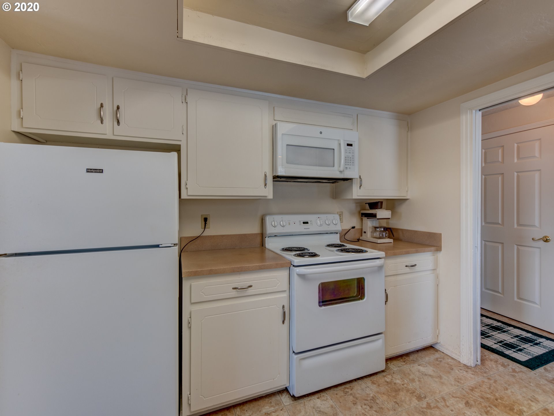 7270 A Street Springfield, OR 97478 - Photo 10 of 29