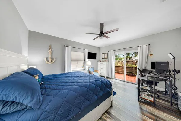 $365,000 | 200 East Hemingway Circle, Margate, FL 33063