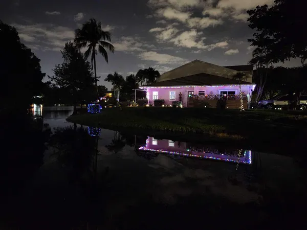 $365,000 | 200 East Hemingway Circle, Margate, FL 33063