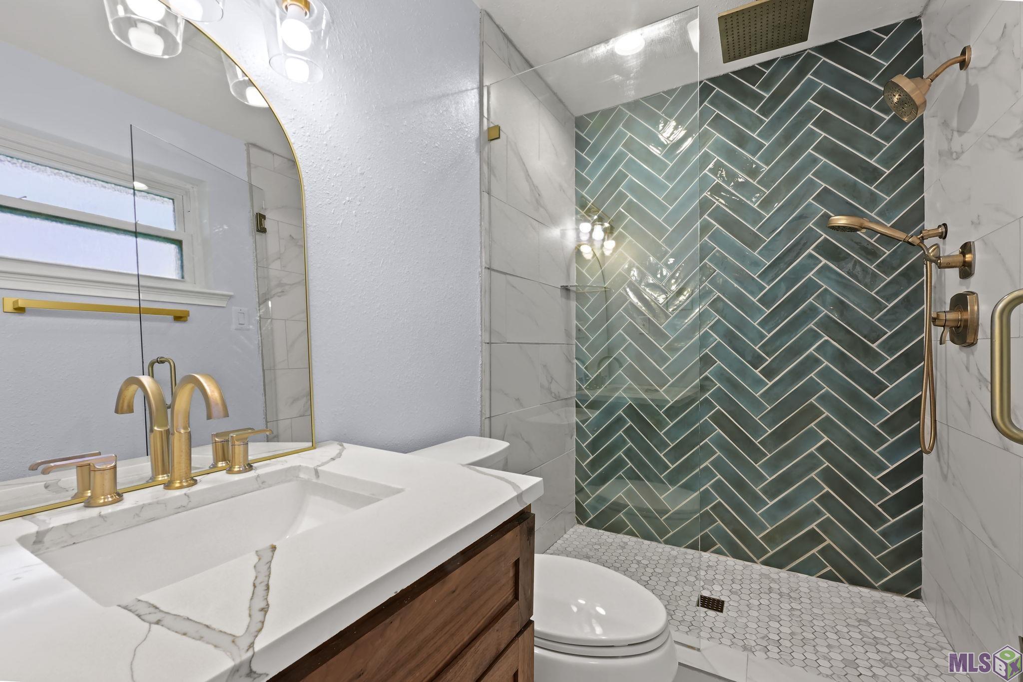 7137 Boone Avenue Baton Rouge, LA 70808 - Photo 14 of 27 Master Bathroom