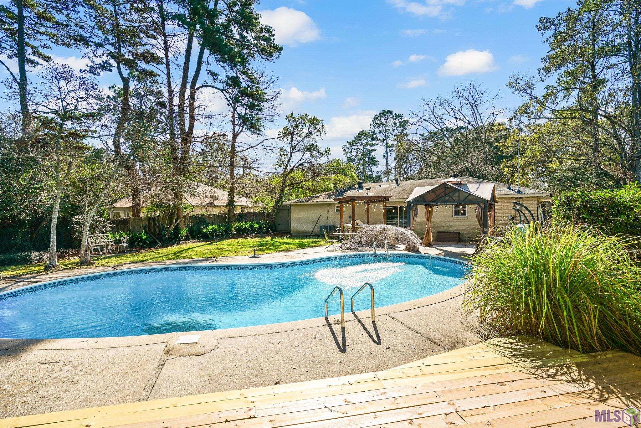 7137 Boone Avenue Baton Rouge, LA 70808 - Photo 2 of 27