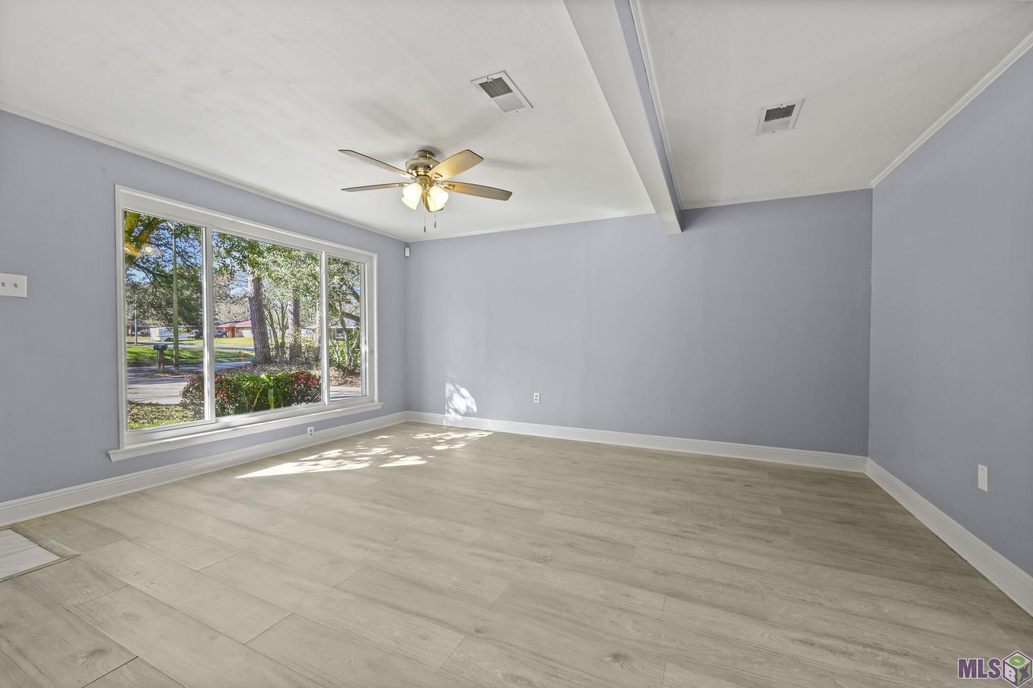 7137 Boone Avenue Baton Rouge, LA 70808 - Photo 5 of 27 Living Area