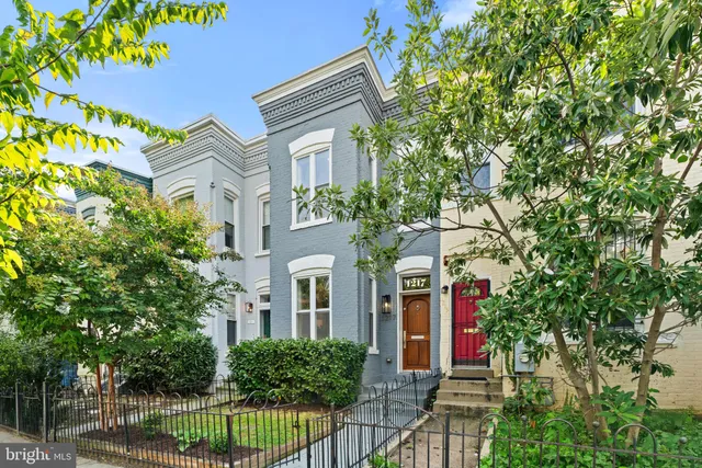 $829,900 | 1217 I Street Northeast, Washington, DC 20002