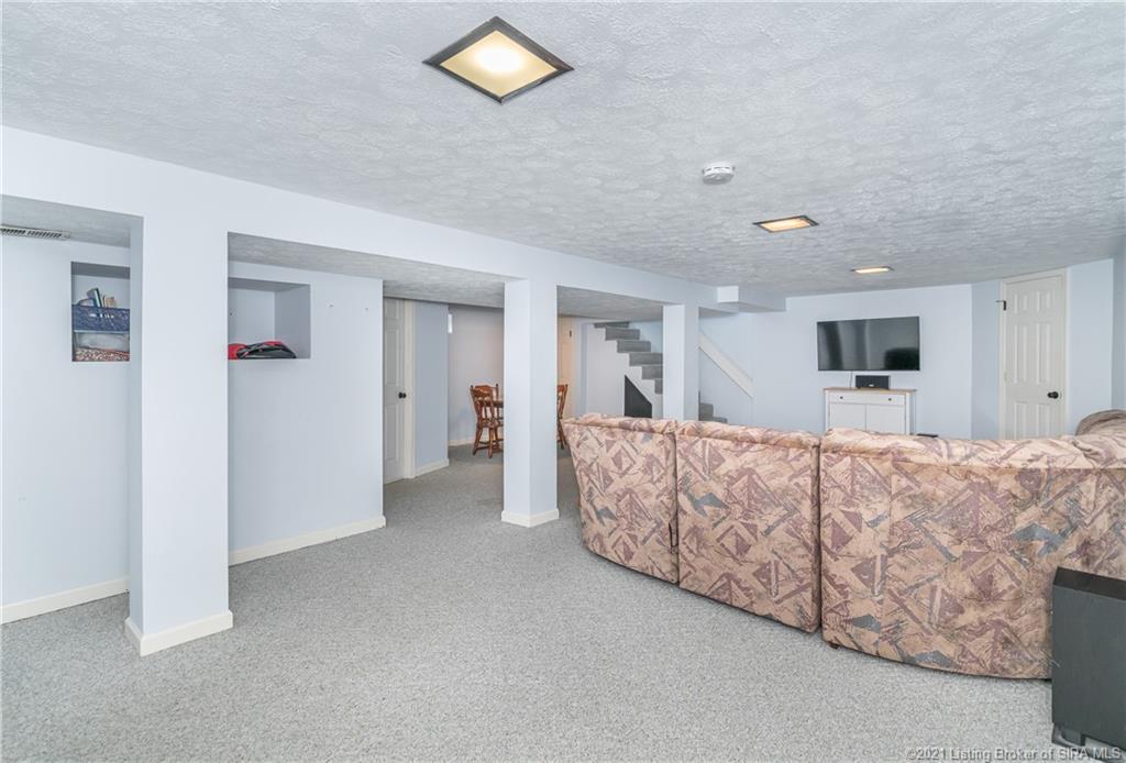 2702 Alps Road Louisville, KY 40216 - Photo 30 of 40 Gallery Image 30