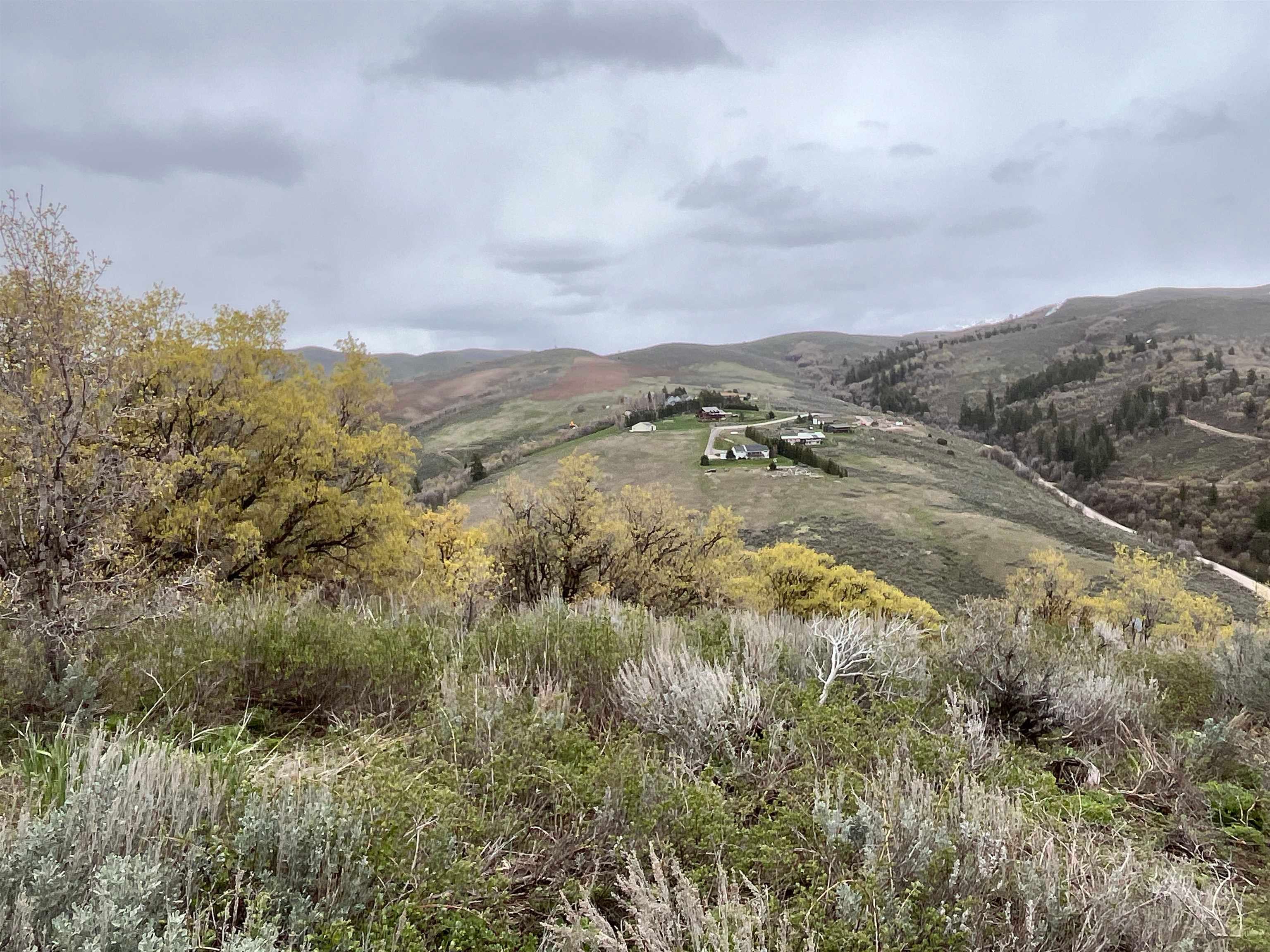 North Whispering Pines Road Pocatello, ID 83201 - Photo 23 of 42 Gallery Image 23