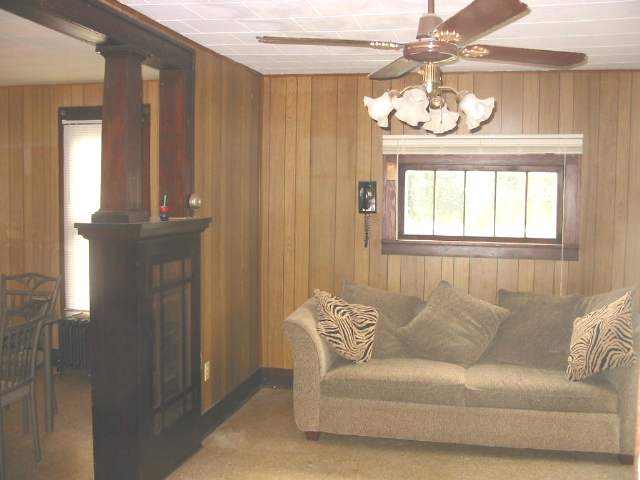 402 Clinton Street Delmar, IA 52037 - Photo 8 of 9 Gallery Image 8