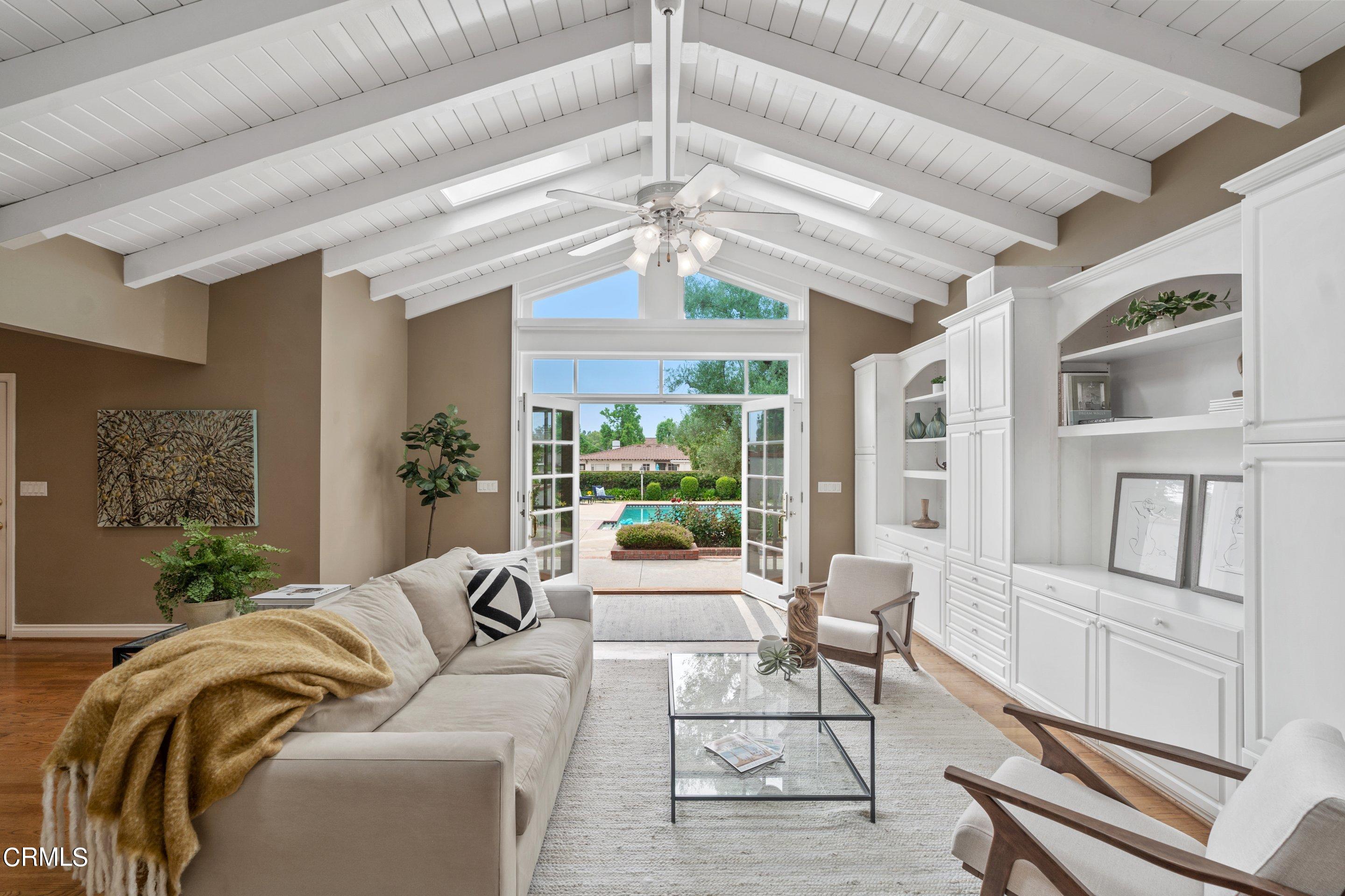 3150 Lombardy Road Pasadena, CA 91107 - Photo 12 of 27 Family Room
