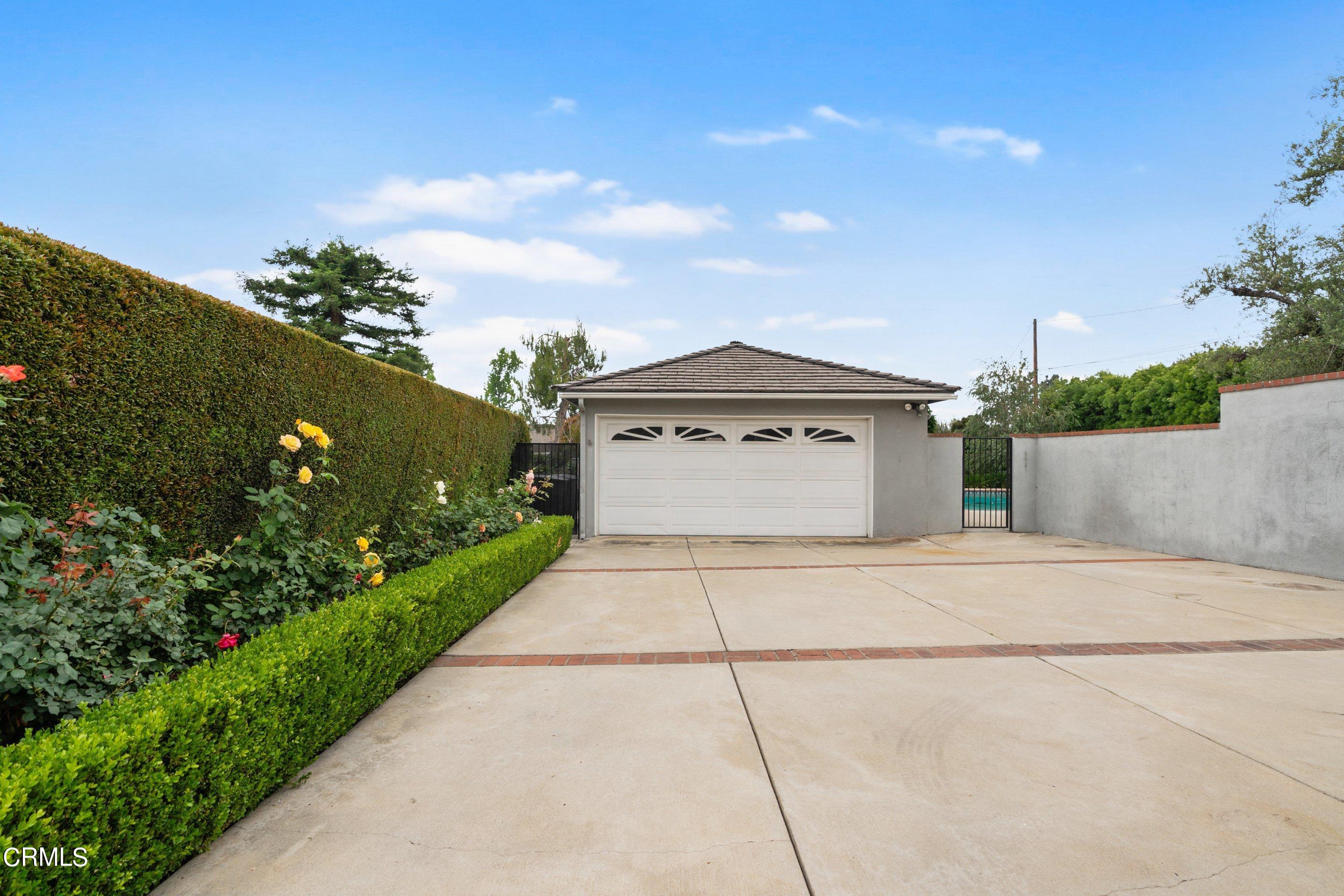 3150 Lombardy Road Pasadena, CA 91107 - Photo 27 of 27 Garage