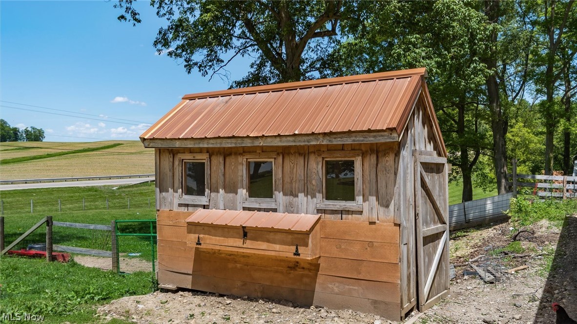 1680 Millersburg Road Utica, OH 43080 - Photo 28 of 36 Chicken Coop