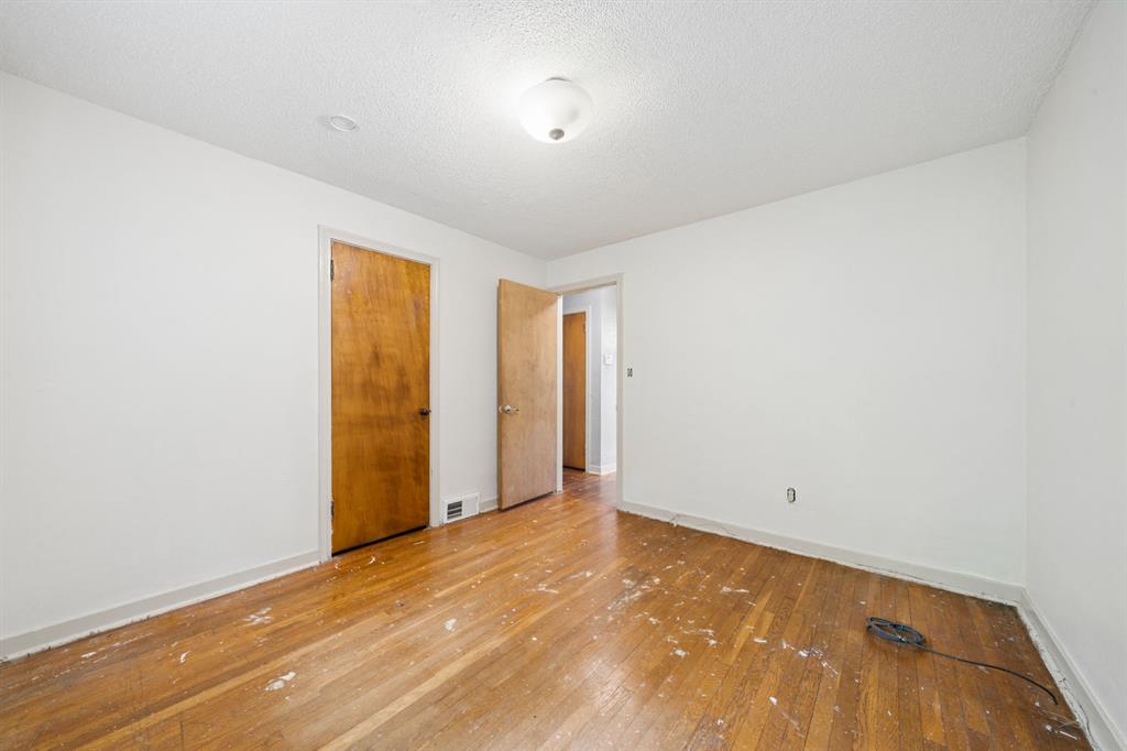 610 Cascade Road Pittsburgh, PA 15221 - Photo 17 of 33