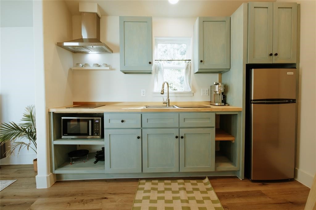 3812 Fulton Street Houston, TX 77009 - Photo 3 of 18