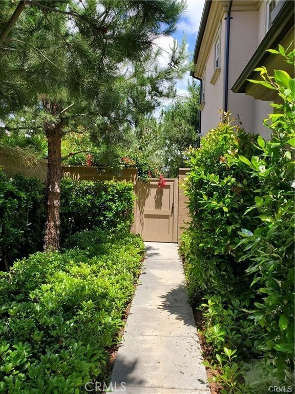 175 Overbrook Irvine, CA 92620 - Photo 19 of 25