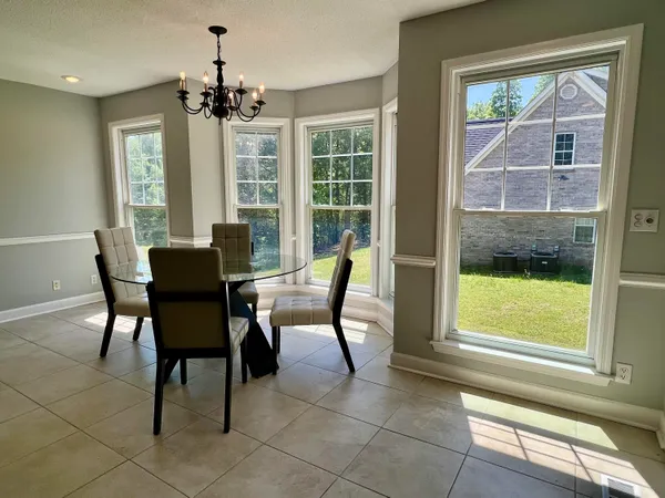 $2,700 | 8011 Highway 58, Harrison, TN 37341