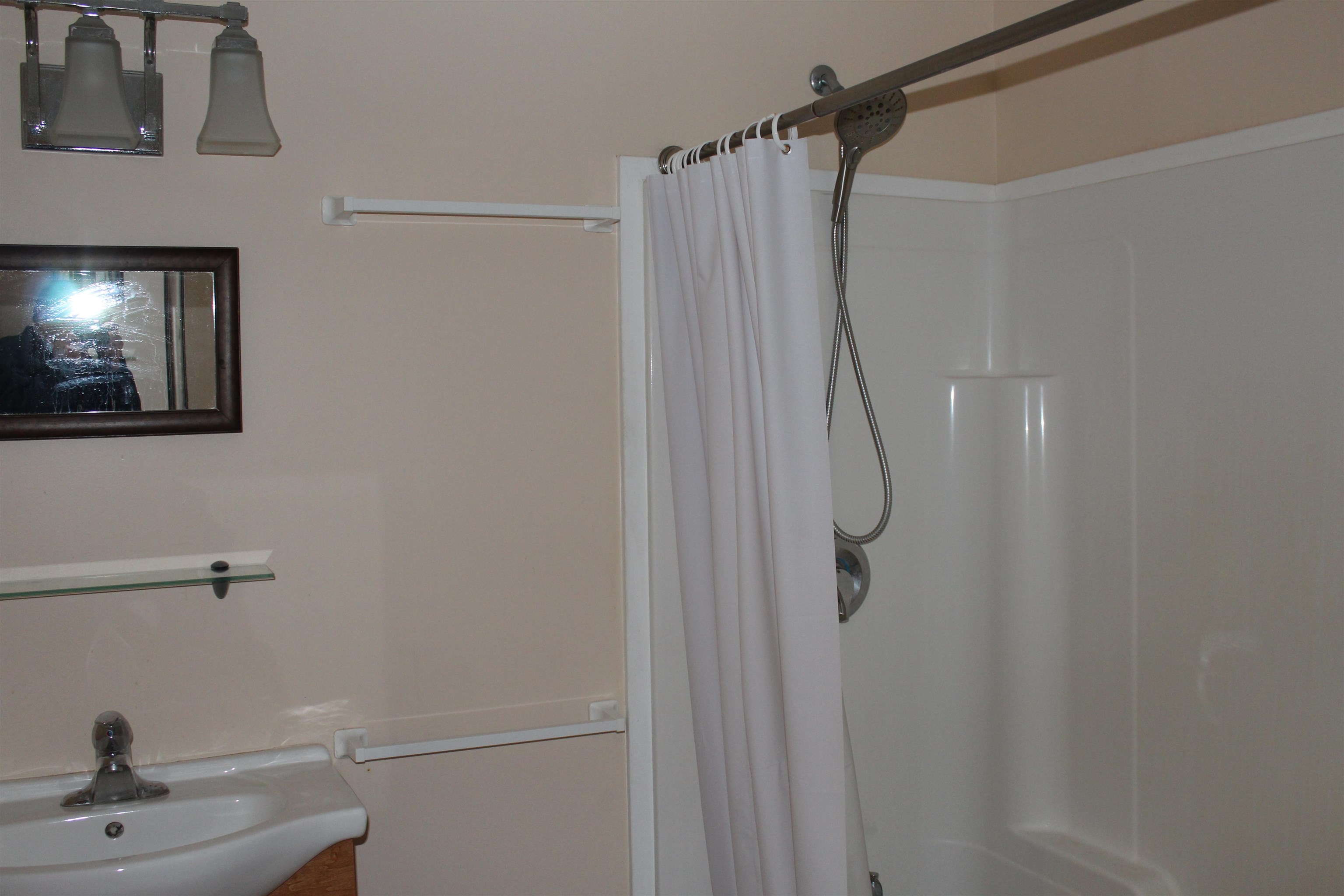 768 North Main Street Hartford, VT 05001 - Photo 17 of 26 Gallery Image 17