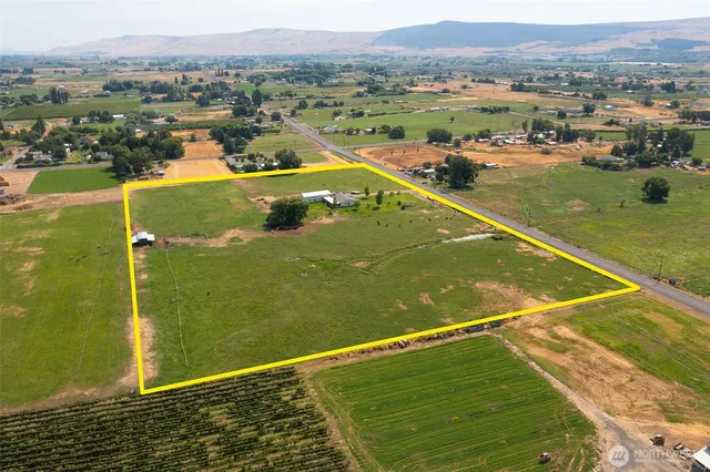 $779,900 | 131108 West King Tull Road, Prosser, WA 99350