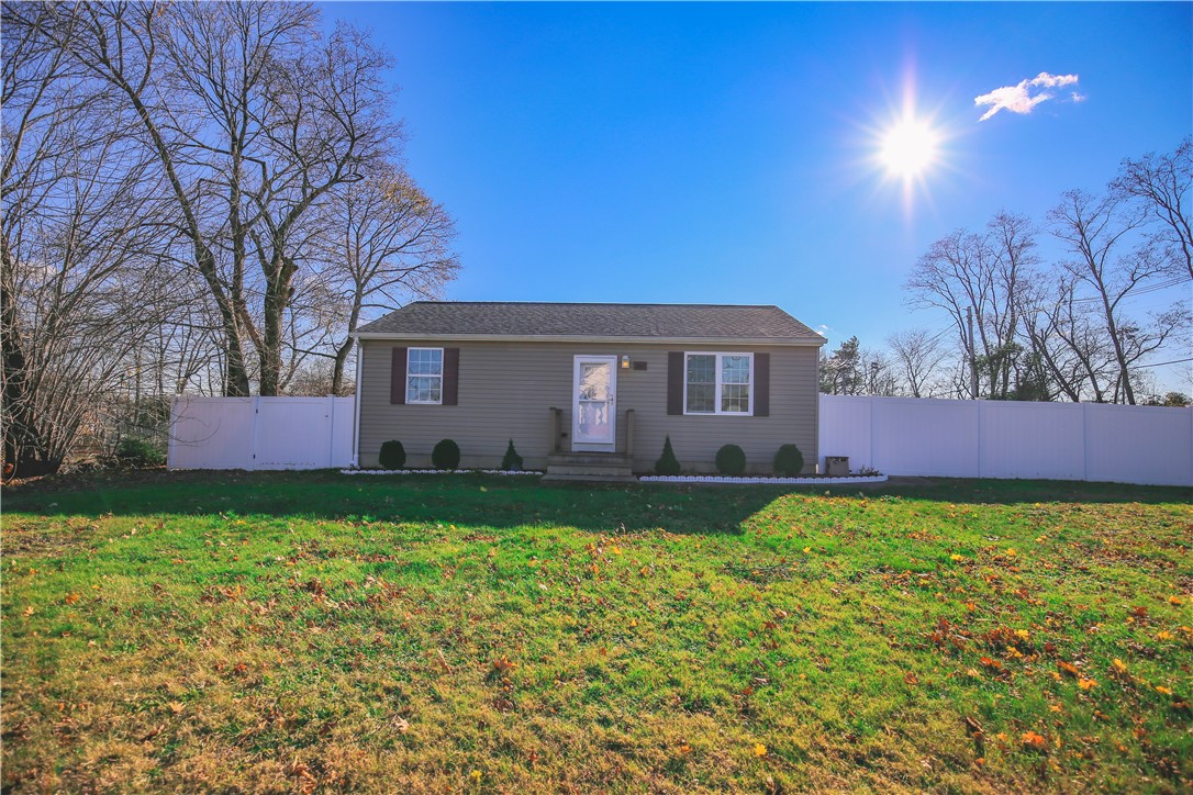 560 Post Road Warwick, RI 02888 - Photo 1 of 30 Gallery Image 1