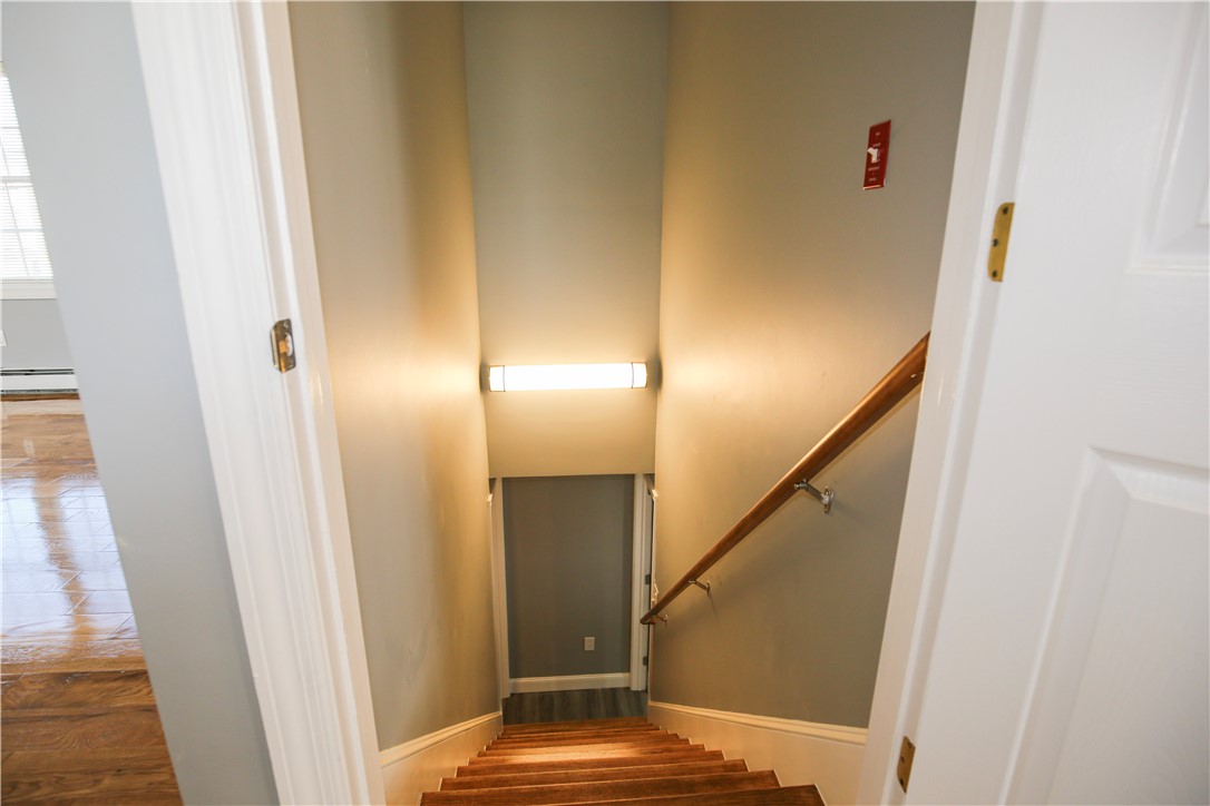 560 Post Road Warwick, RI 02888 - Photo 8 of 30 Gallery Image 8