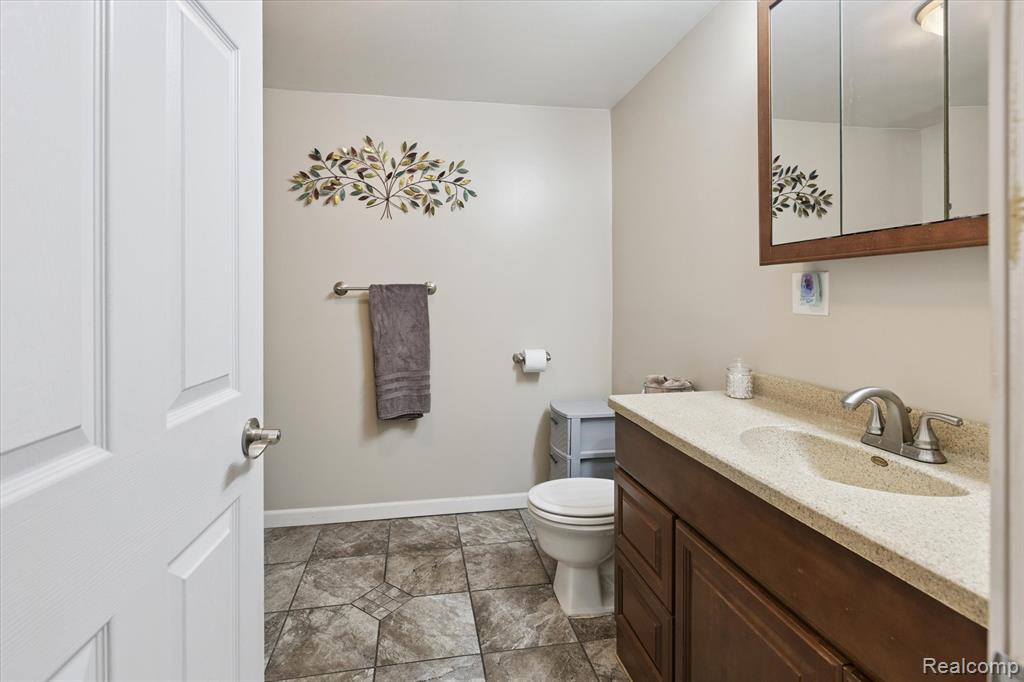 5145 Arbela Road Millington, MI 48746 - Photo 21 of 43 Gallery Image 21