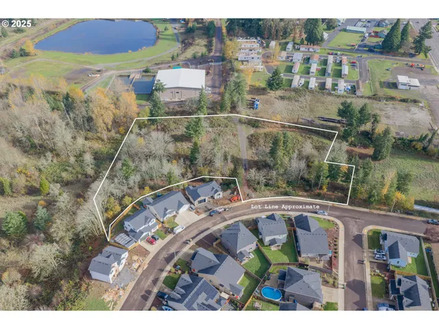 a picture of a city view