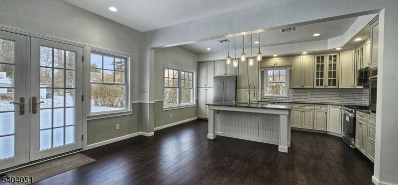 27 Forest Road Budd Lake, NJ 07828 - Photo 5 of 28