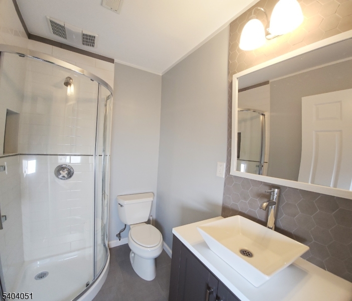 27 Forest Road Budd Lake, NJ 07828 - Photo 9 of 28