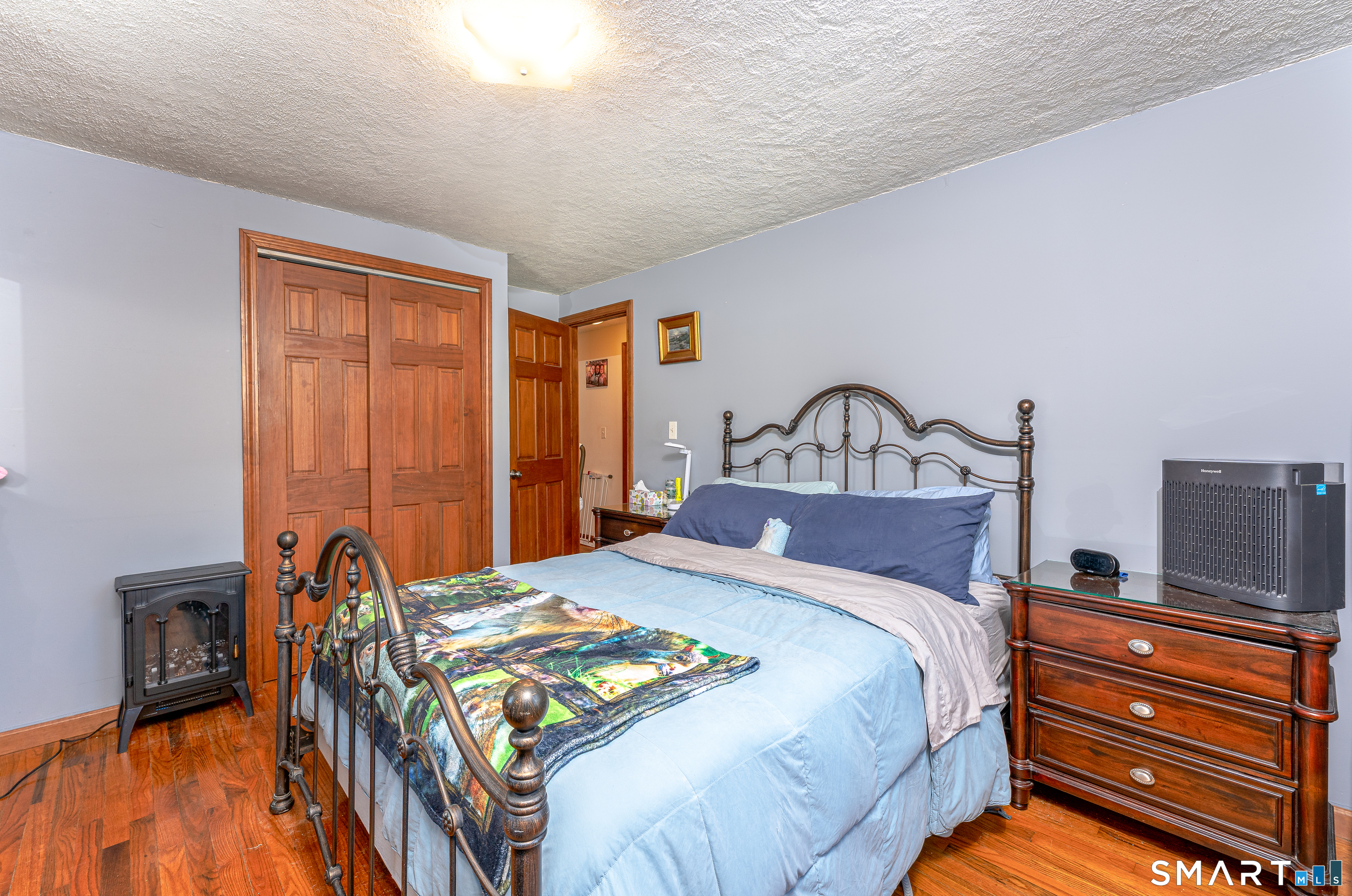 79 Roosevelt Boulevard Enfield, CT 06082 - Photo 16 of 28