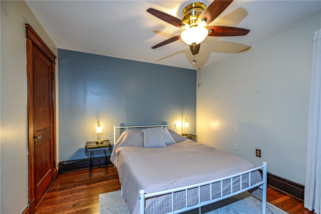 222 Peckham Avenue Middletown, RI 02842 - Photo 20 of 35