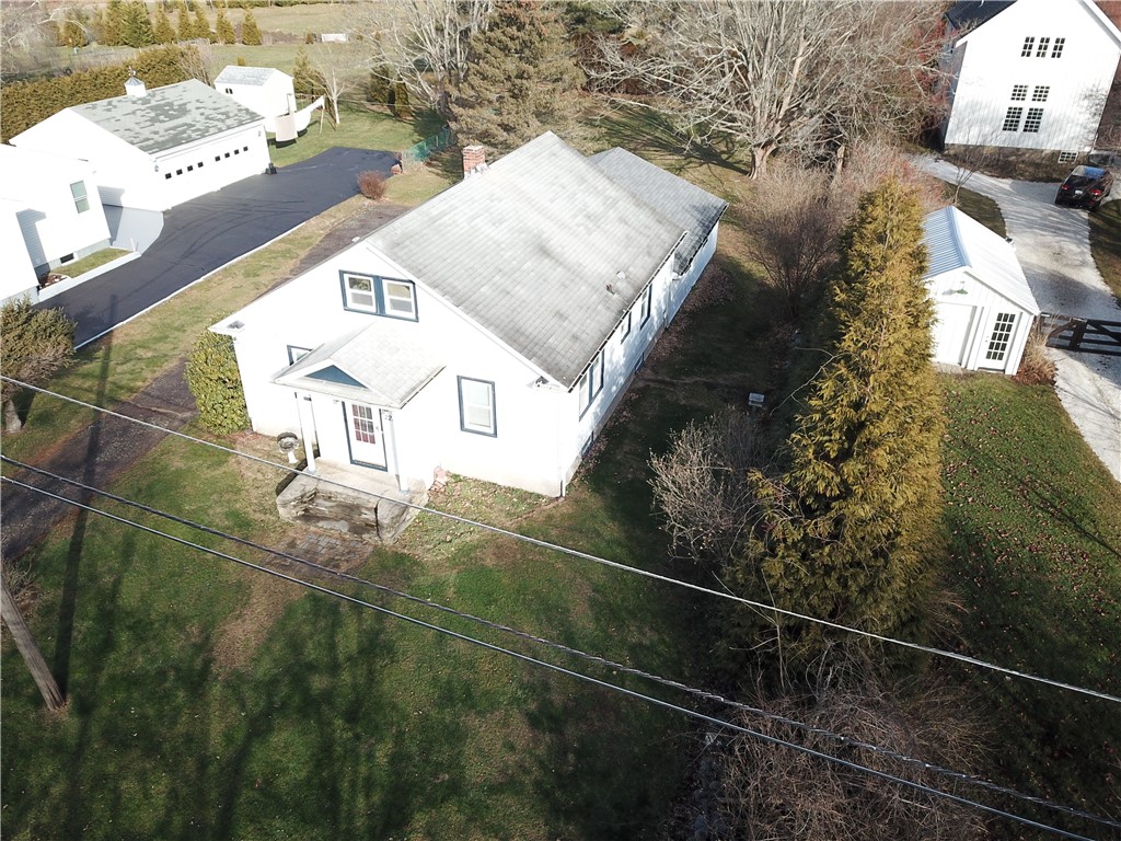 222 Peckham Avenue Middletown, RI 02842 - Photo 26 of 35