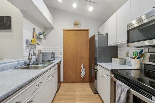 $265,000 | 279 Kearney Way, Waunakee, WI 53597