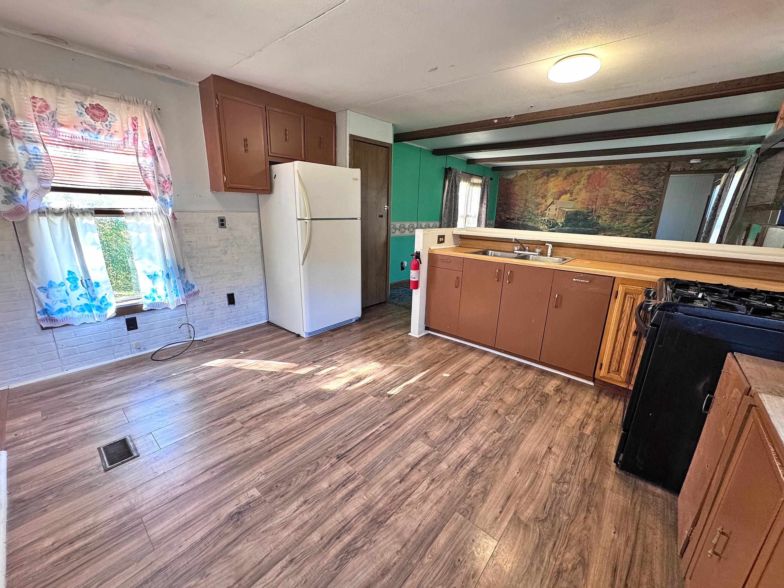 889 Overlea Road Bennington, VT 05201 - Photo 7 of 53