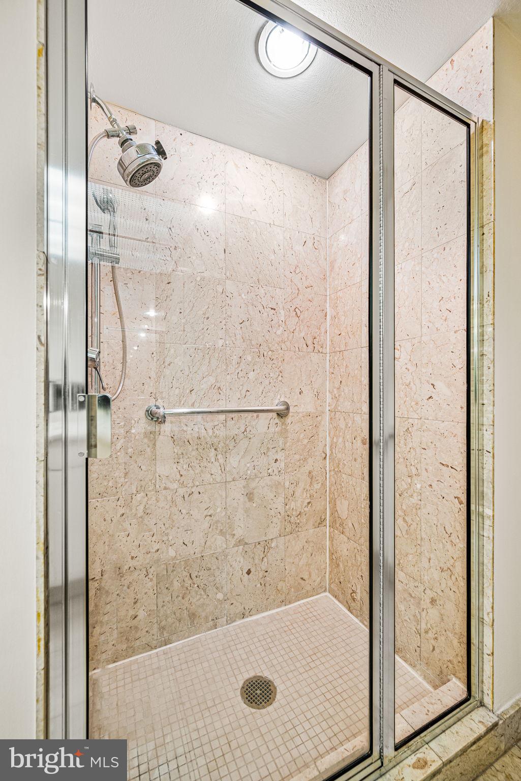 202 West Rittenhouse Square, Unit 1508 Philadelphia, PA 19103 - Photo 22 of 38 Walk in shower