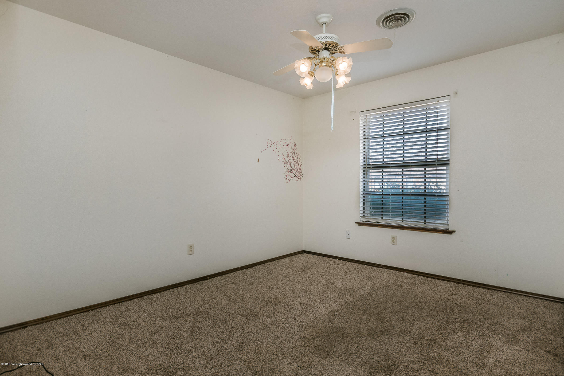 6202 Rutgers Street Amarillo, TX 79109 - Photo 15 of 18 2nd Bedroom_