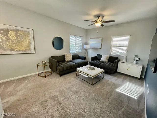 $2,900 | 173 Elexese Court, Las Vegas, NV 89183