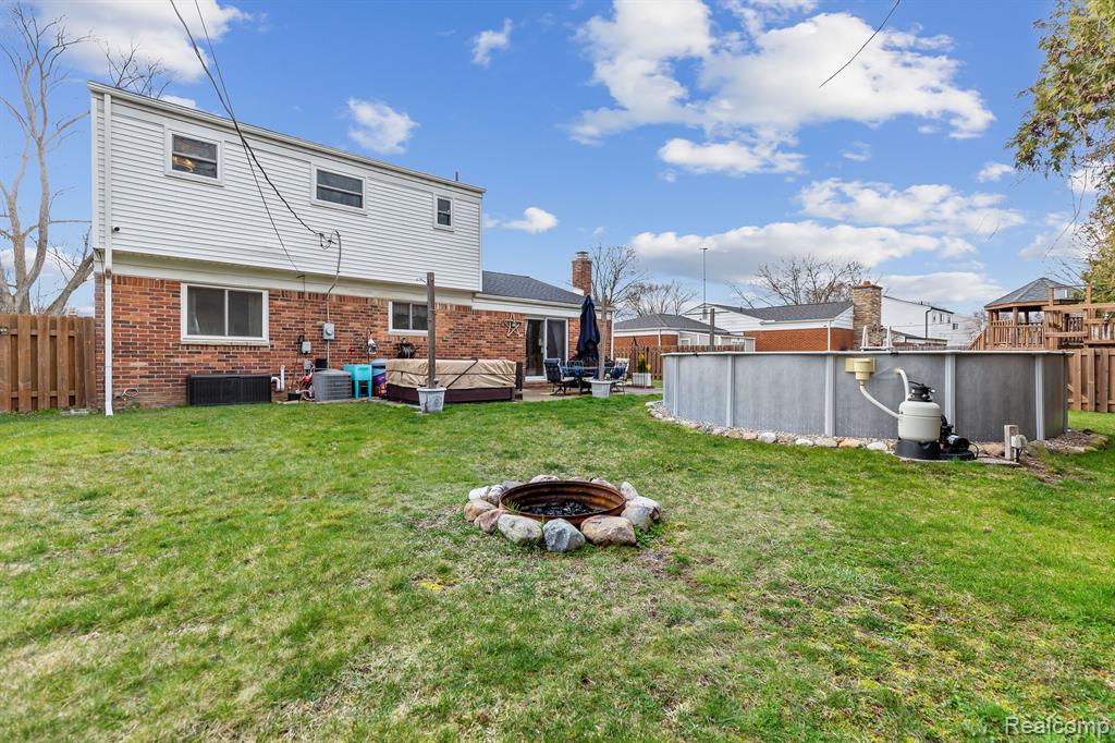 45560 Keding Street Utica, MI 48317 - Photo 26 of 34